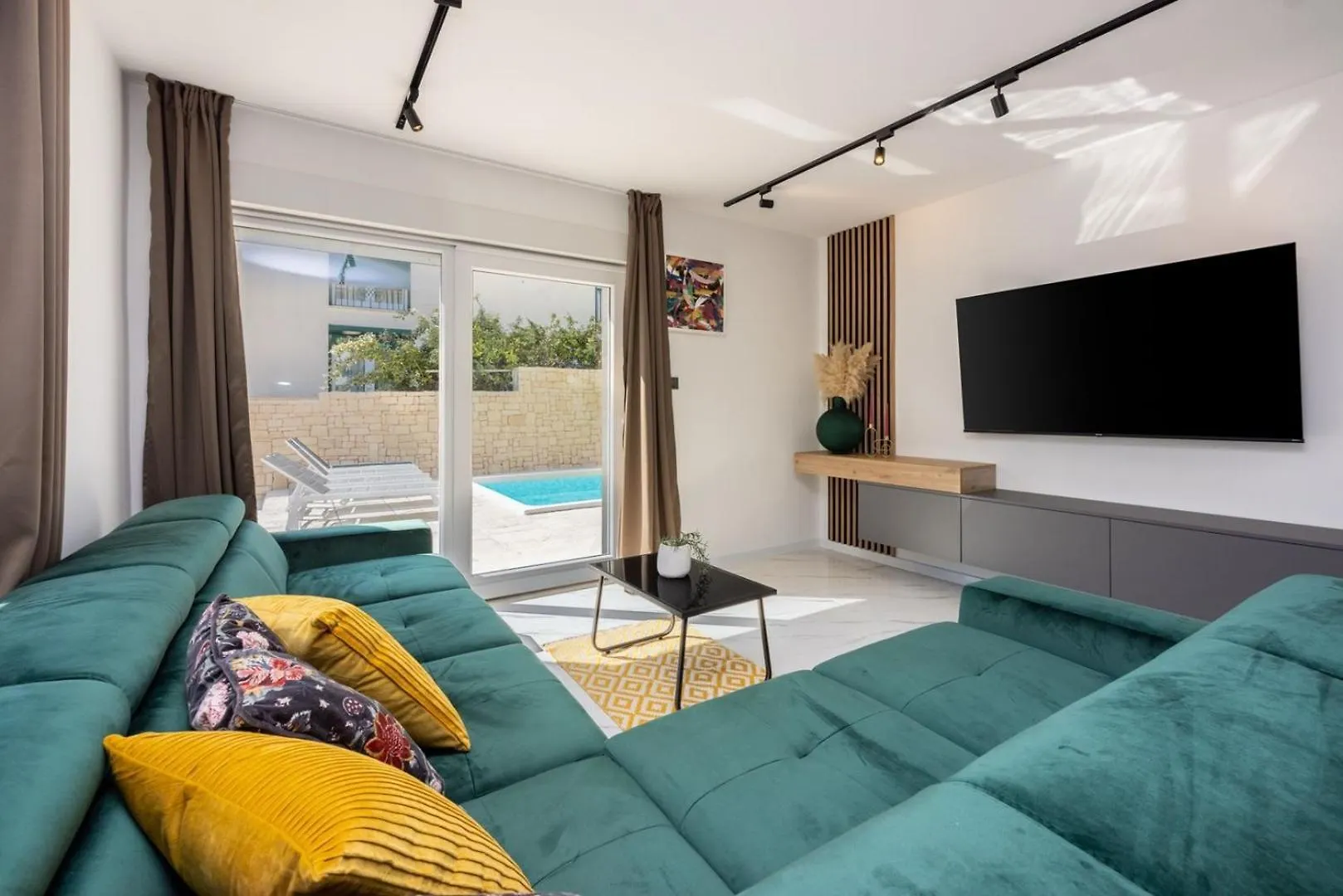 Luxury Villa Magic With Swimming Pool Baska  0*, Baska (Krk)