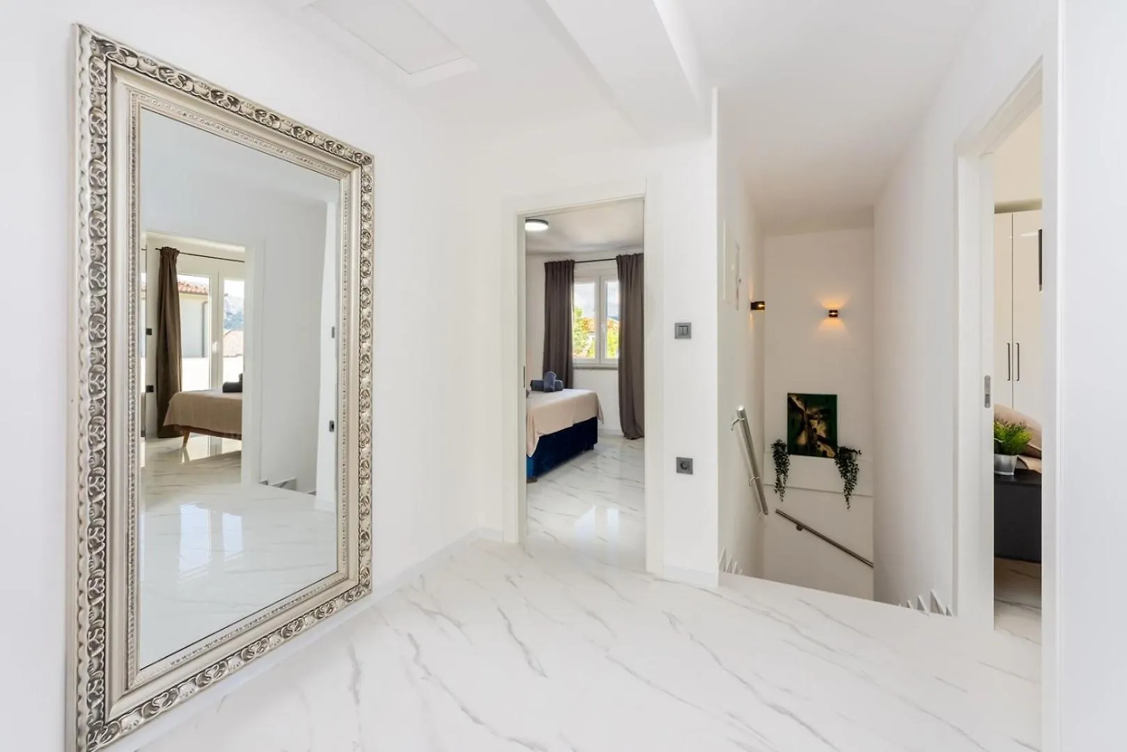 Luxury Villa Magic With Swimming Pool Baska
